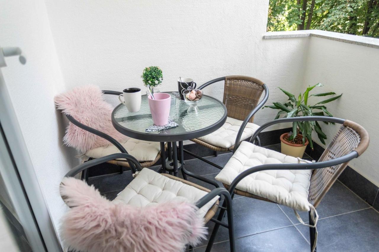 Sunny 2Bdr Apartment With A Balcony Zagreb Eksteriør bilde